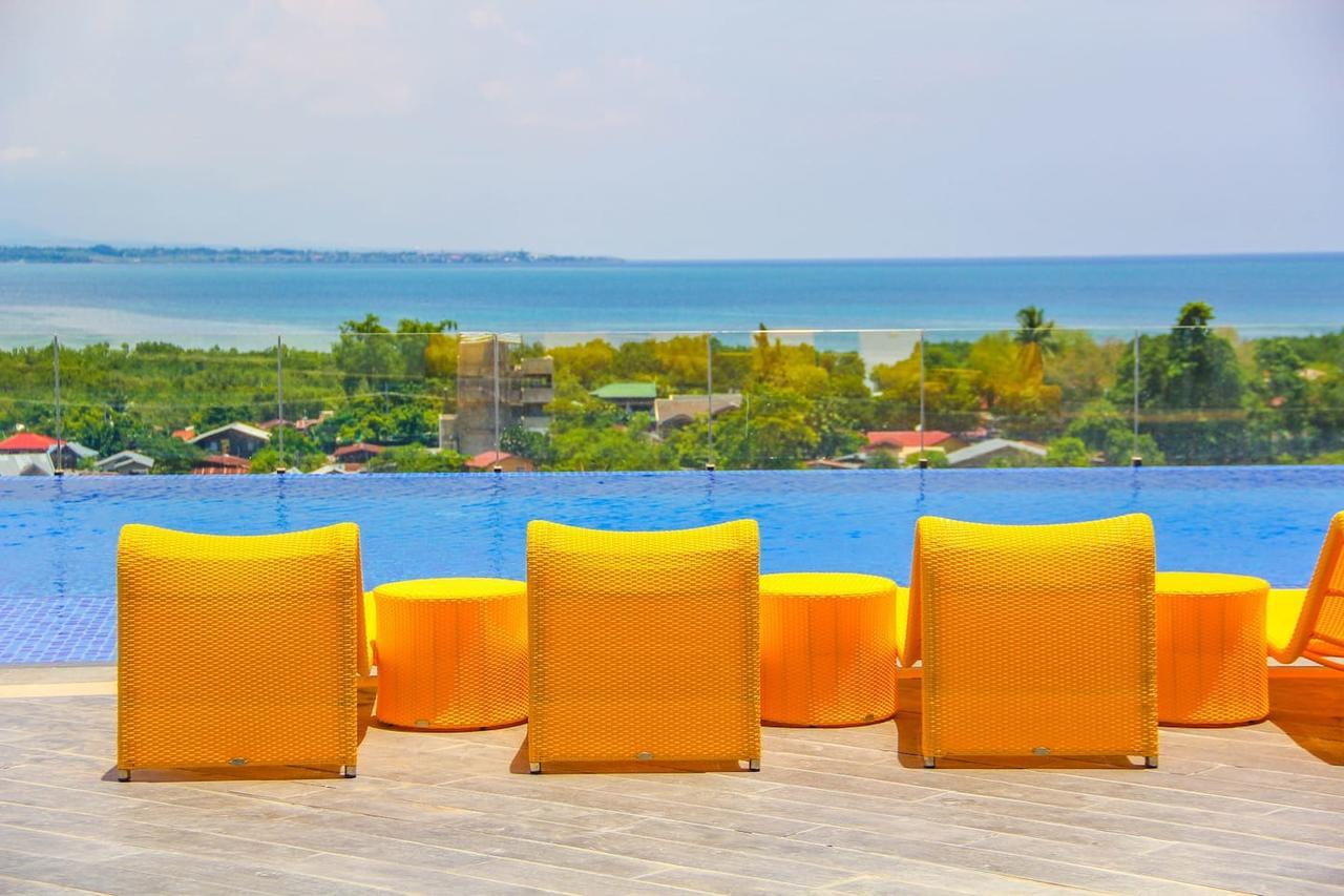 Mactan Newtown Cebu Affordable Suite! Мактан Екстериор снимка