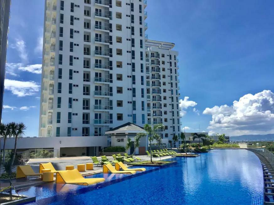 Mactan Newtown Cebu Affordable Suite! Мактан Екстериор снимка